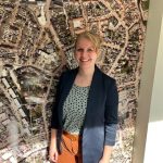 Bij Digireg werk ik met fijne collega’s aan slimme oplossingen voor overheidsdata.
Het werk is afwisselend, je ziet snel resultaat en er is veel vertrouwen en vrijheid in hoe je je werk doet.